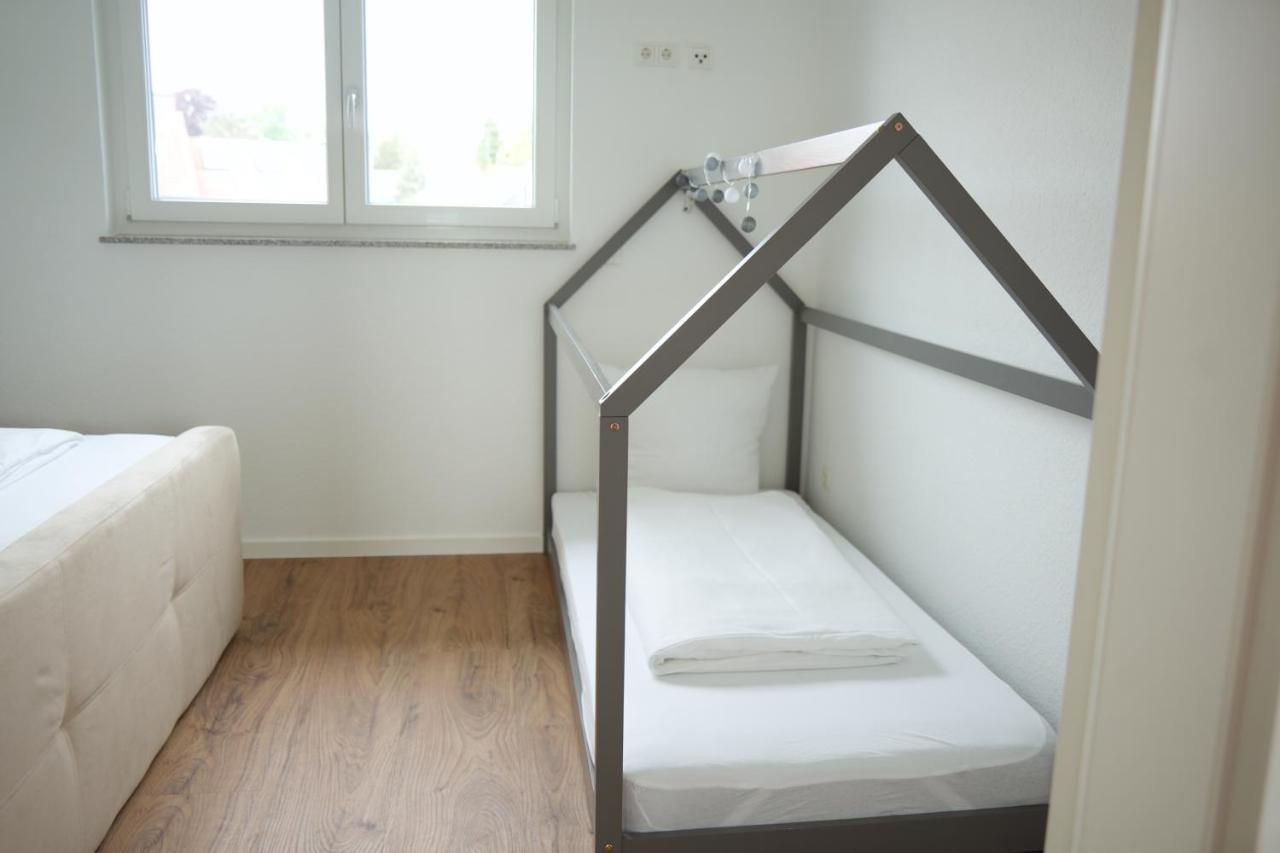 Exklusive Neubauwohnung Mit Wundervoller Aussicht Naehe Europapark Und Rulantica Burgheim Exterior foto